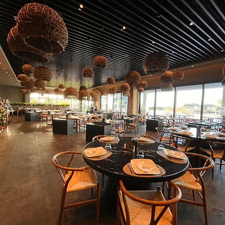 アパート Grand Sapphire Sea View 1bdr